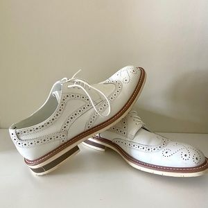 Kenneth Cole Reaction lace up white Oxford